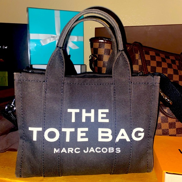 SOLD!!!!!Marc jacobs mini tote 🤍 - Picture 1 of 6